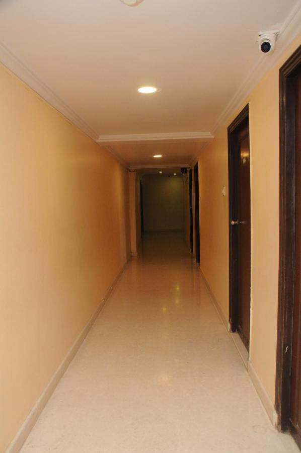 Suvarna Regency ハッサン エクステリア 写真