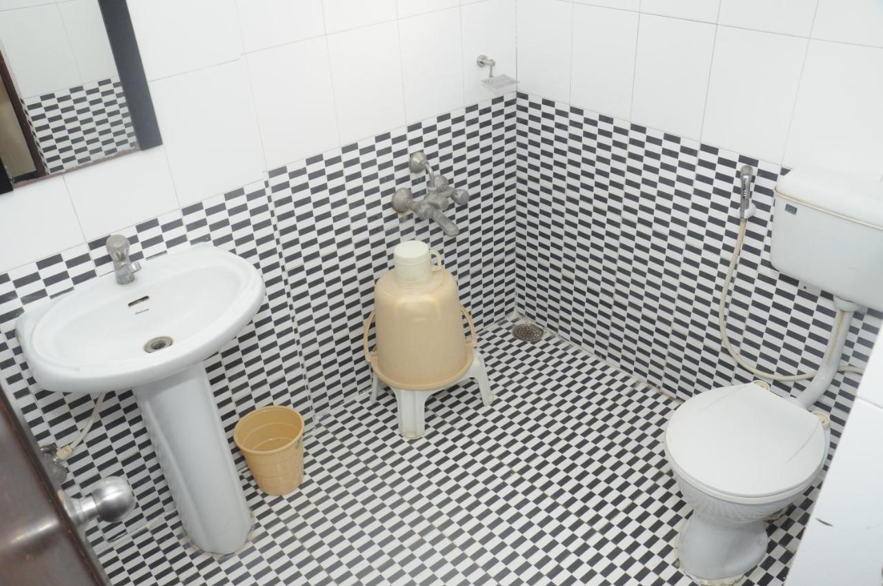Suvarna Regency ハッサン エクステリア 写真